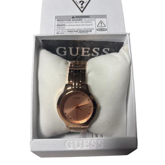 NIB Guess Chelsea Stainless Steel Watch 30mm Rose Gold Classic Slim U0989L3